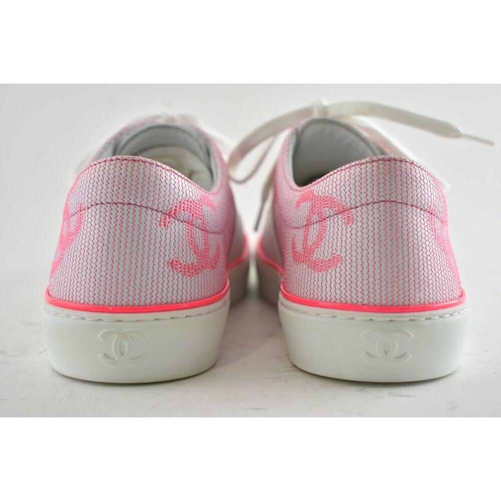 Chanel 18P Neon Pink White CC Slip On Lace Up Flat Runner Trainer Sneaker 39.5 - Picture 11 of 12